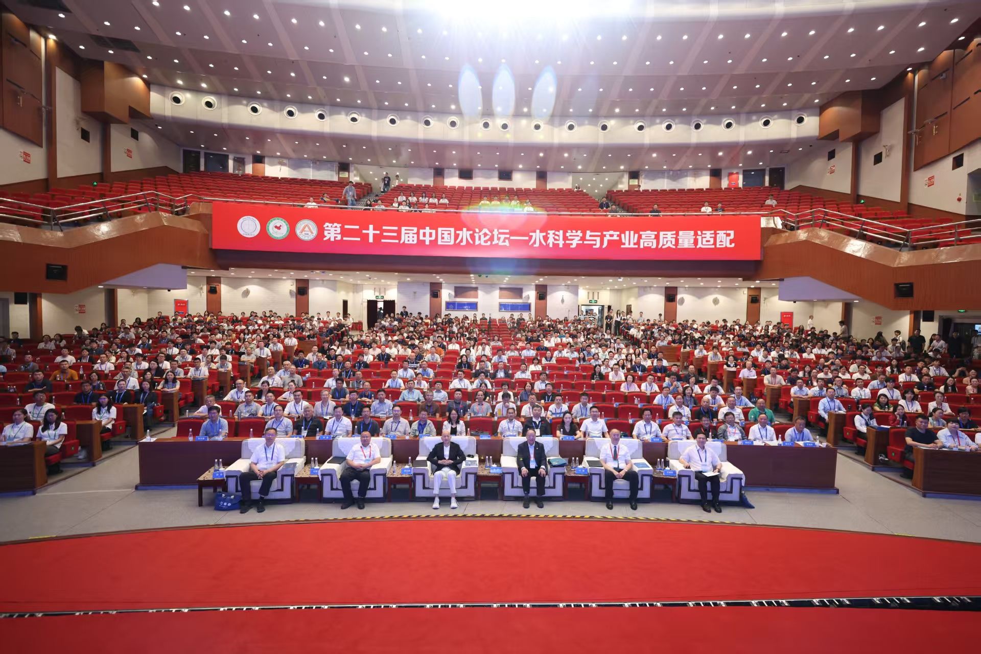 宣传片和画册围绕乐鱼官方在线登录七十